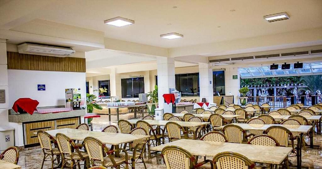 Aparthotel L'acqua Diroma - O De Caldas - Com Piscinas De Ondas Caldas Novas